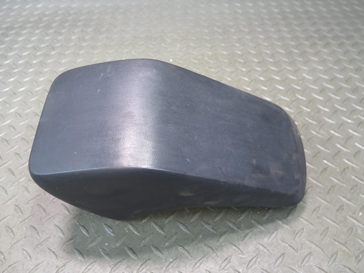 1984-1986 Porsche 928 S Rear Bumper Left & Right Side Rubber Guard Pad Set
