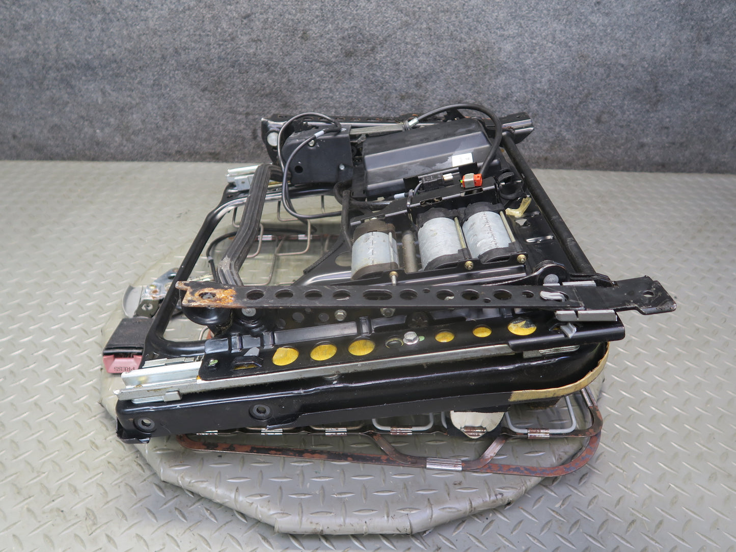 86-91 Mercedes W126 Sedan Front Left Seat Lower Frame Track Rail w Motors OEM
