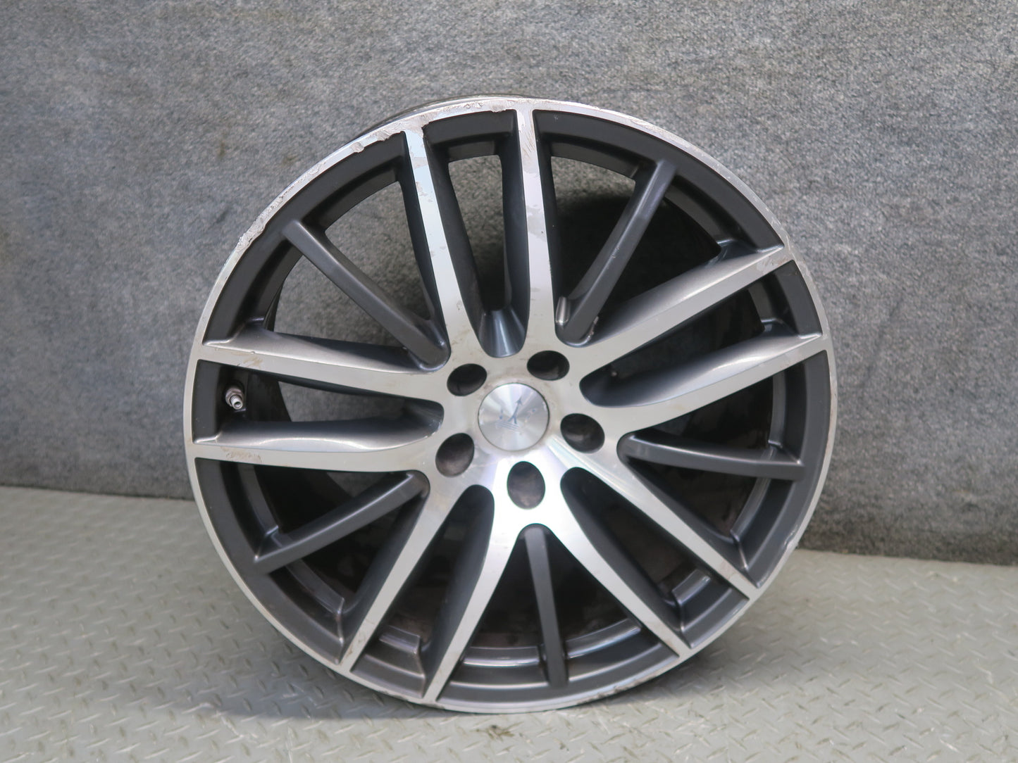 2014-2020 Maserati Ghibli M157 Rear R19" Alloy Wheel Rim 19x10J ET40 670016855