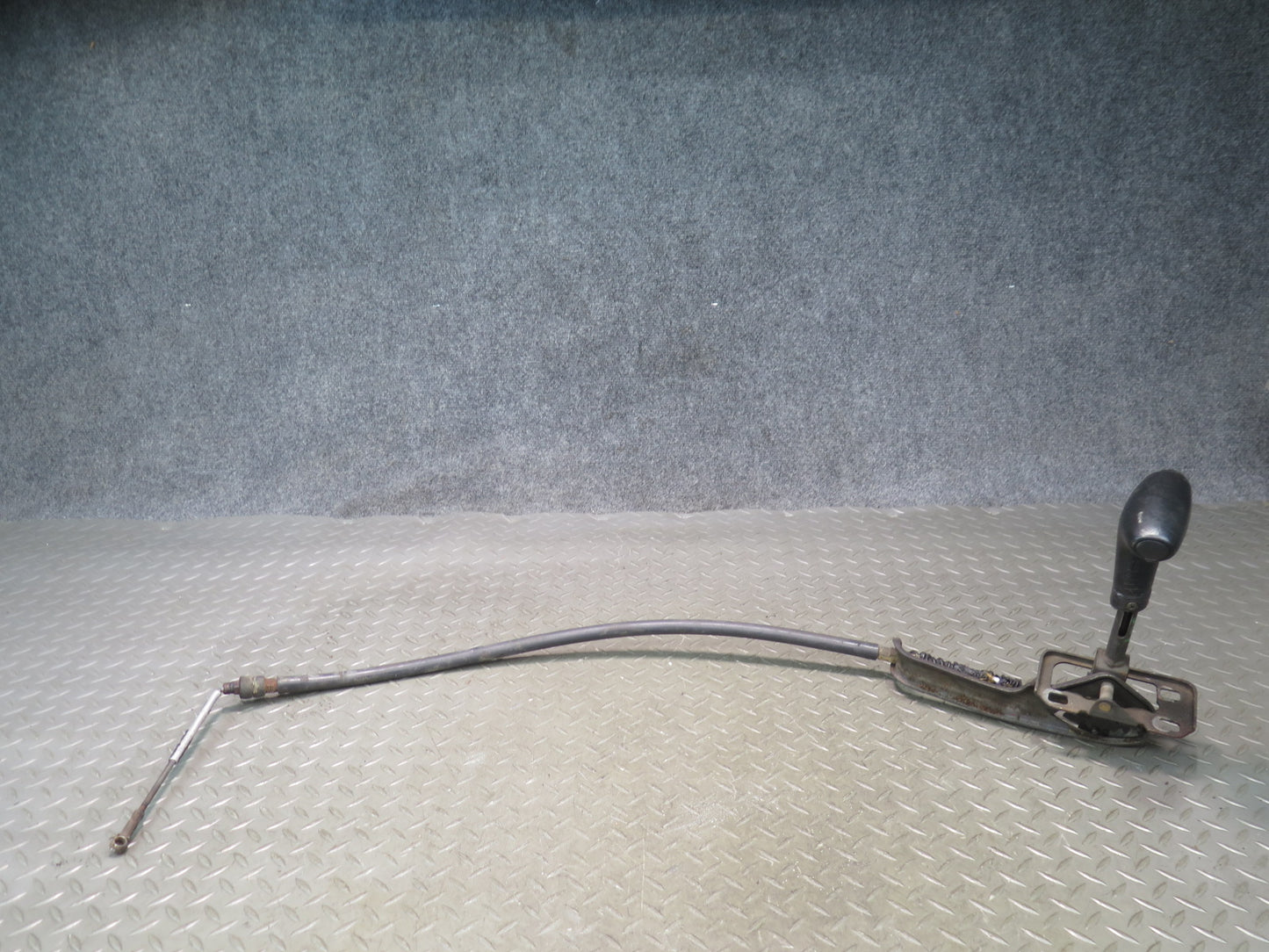 1984-1986 Porsche 928 S4 Automatic Transmission Shifter Shift Knob W/ Cable Set