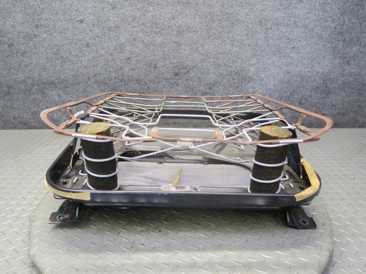 86-91 Mercedes W126 Sedan Front Right Seat Lower Frame Track Rail w Motors OEM