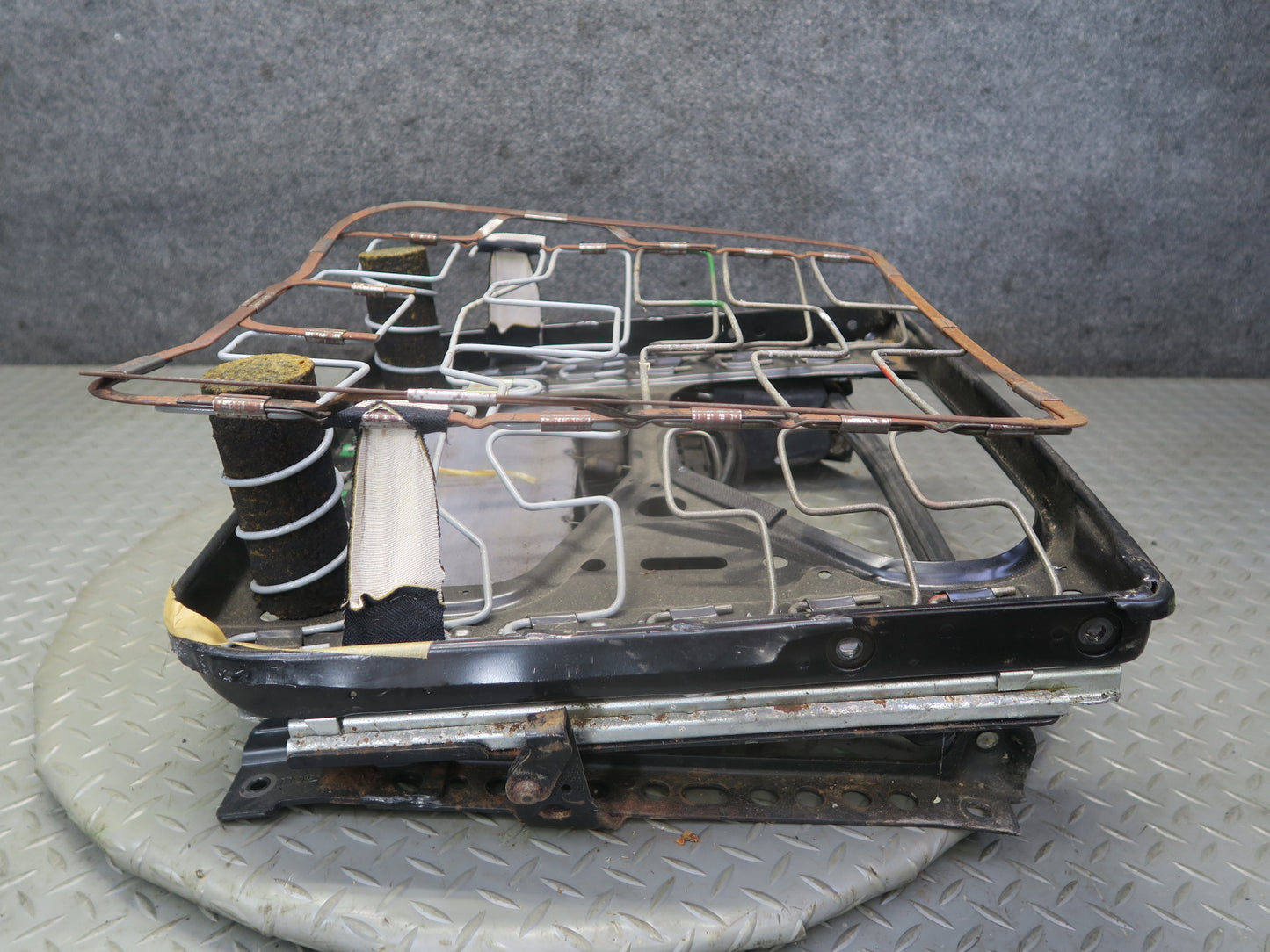 86-91 Mercedes W126 Sedan Front Right Seat Lower Frame Track Rail w Motors OEM