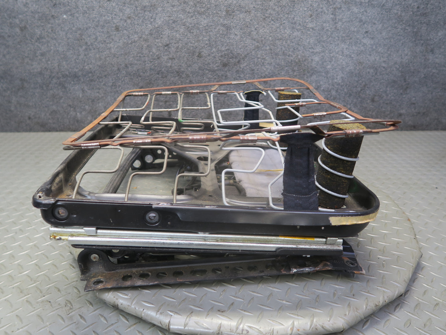 86-91 Mercedes W126 Sedan Front Right Seat Lower Frame Track Rail w Motors OEM