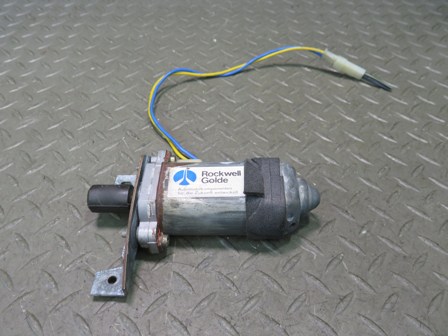 1984-1991 Porsche 928 Power Sunroof Moon Roof Window Drive Motor