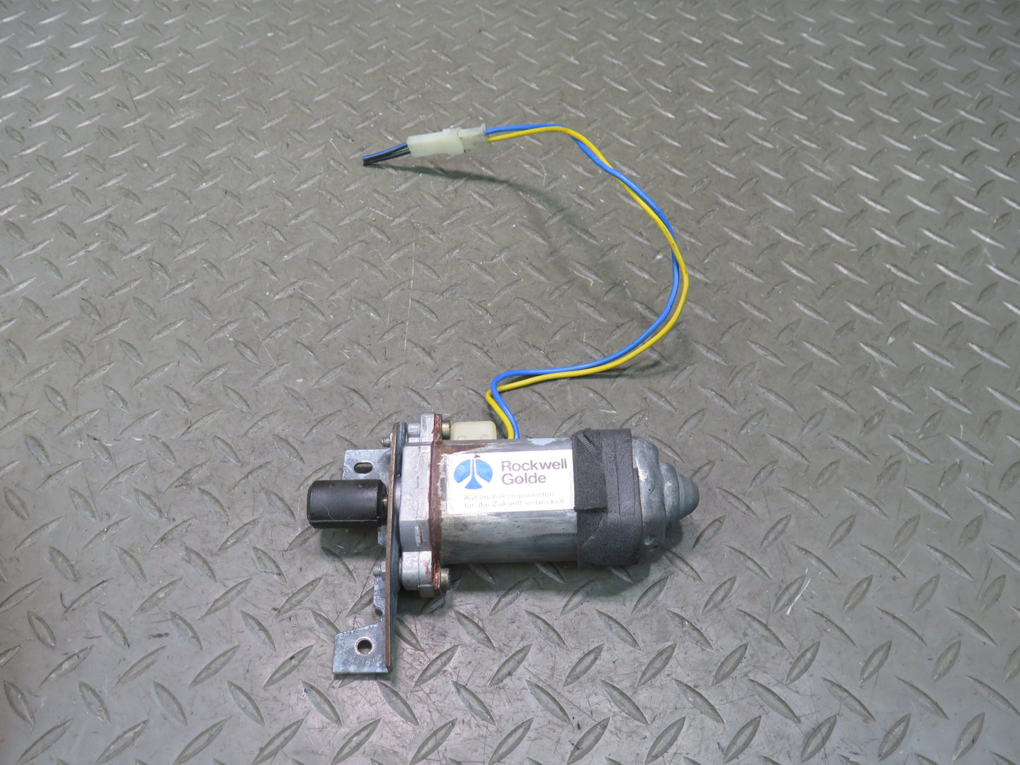 1984-1991 Porsche 928 Power Sunroof Moon Roof Window Drive Motor