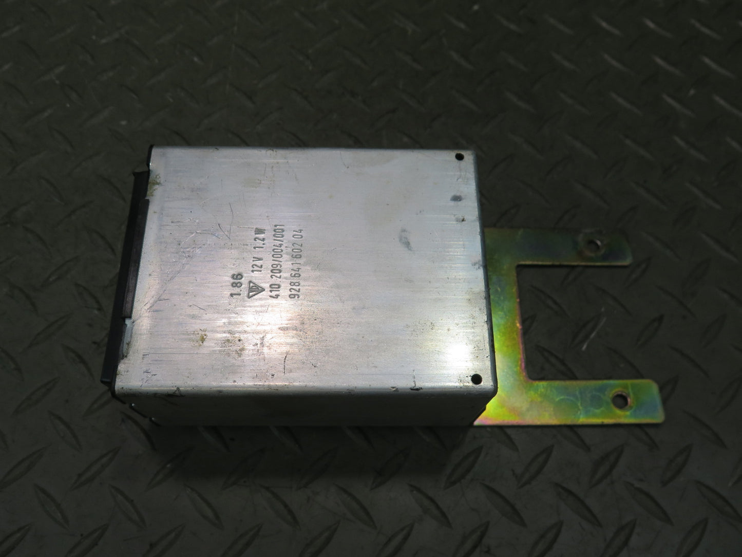 1984-1991 Porsche 928 S Central Locking Control Module Indicator Unit