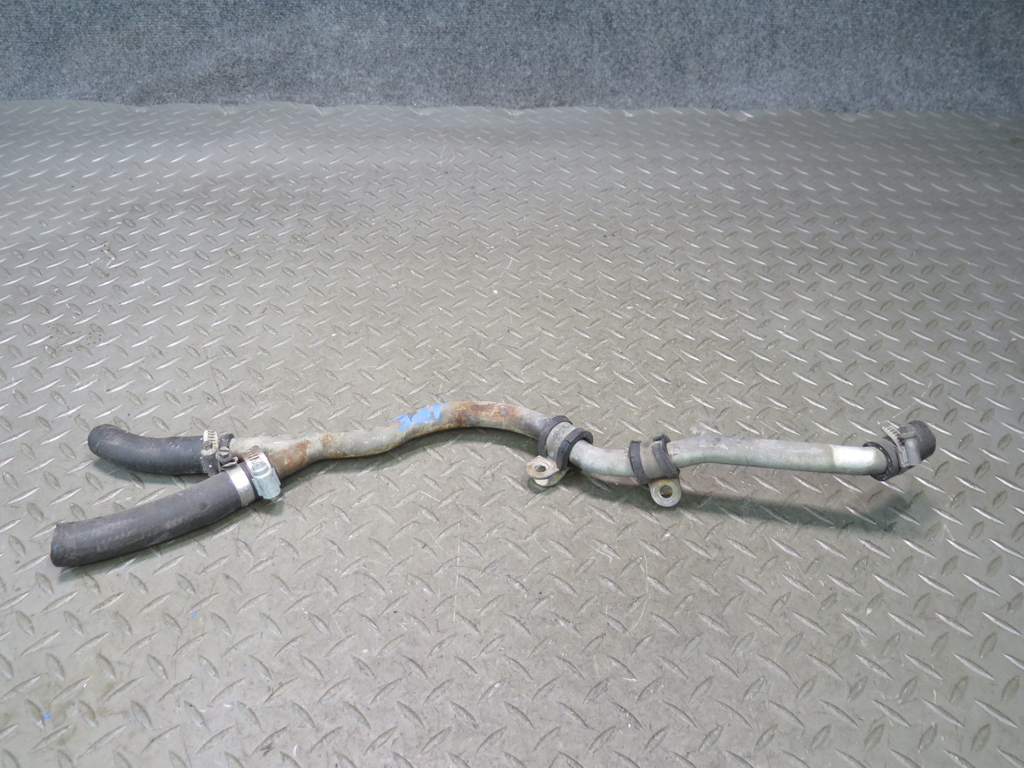 1986-1987 Porsche 928 S Engine Coolant Hose Pipe Line Tube