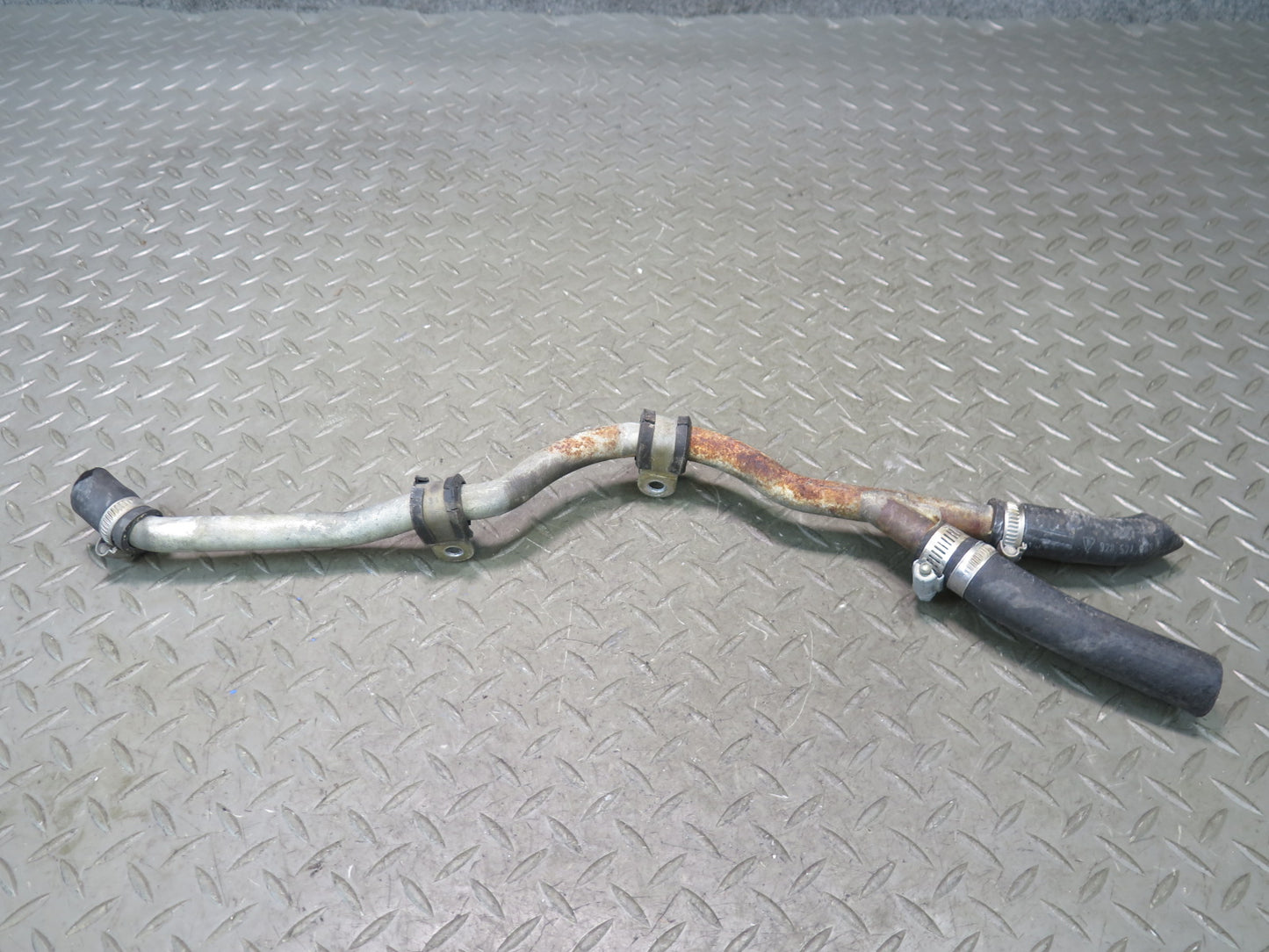 1986-1987 Porsche 928 S Engine Coolant Hose Pipe Line Tube