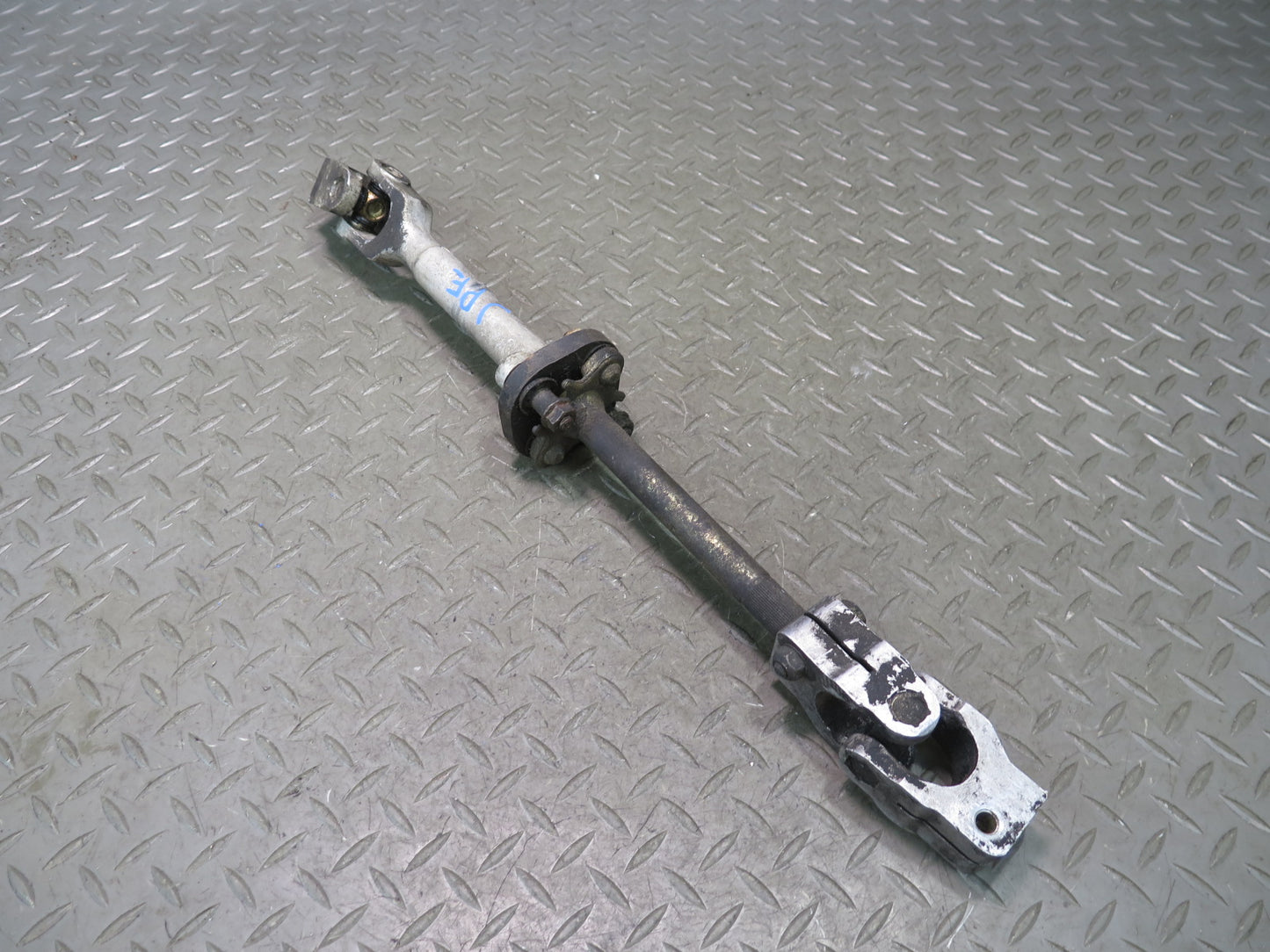 1984-1989 Porsche 928 S Steering Column Lower Linkage U Joint Shaft