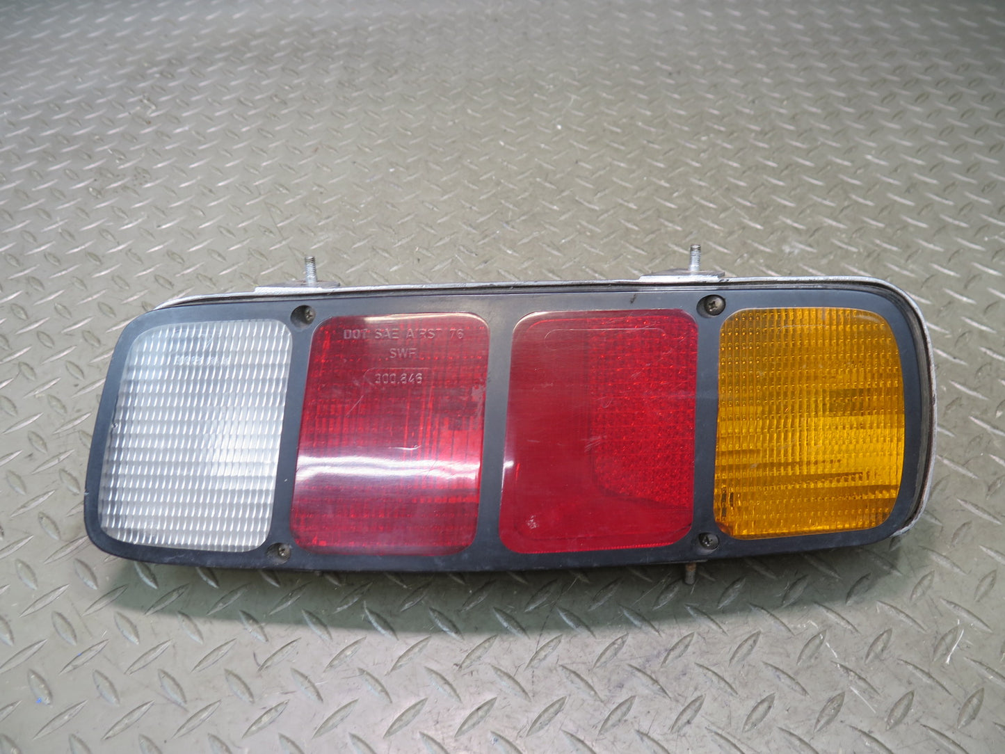 1978-1986 Porsche 928 S Rear Left & Right Side Tail Brake Light Lamp Set