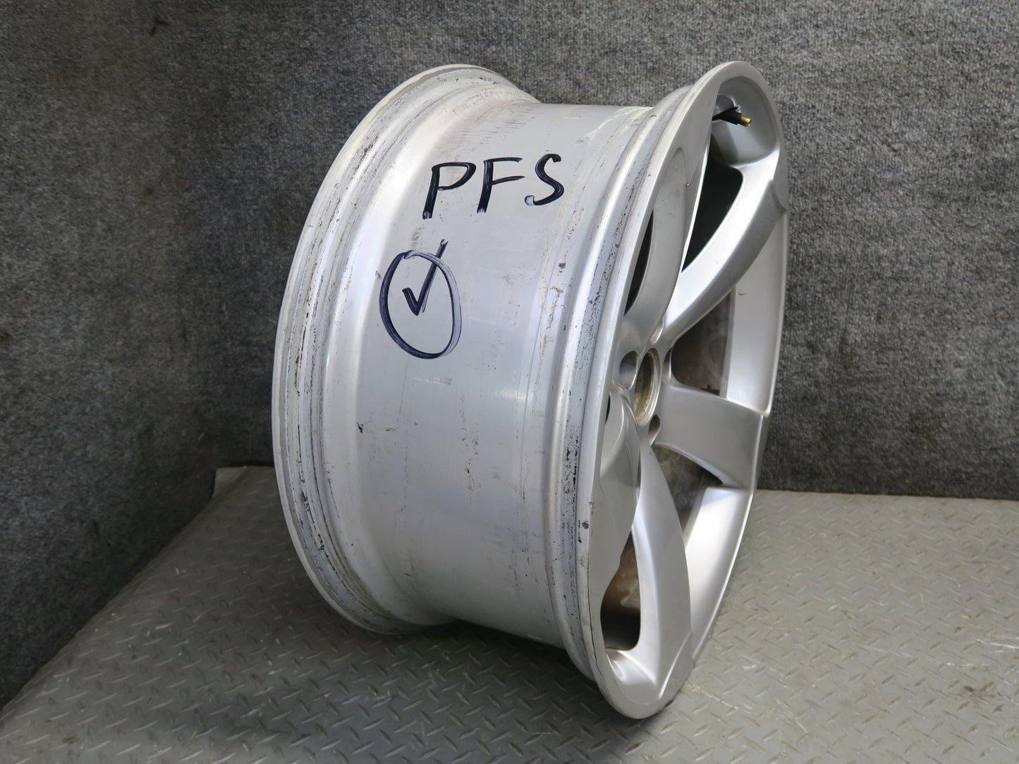 13-15 Audi RS5 8F7 R20 20" Alloy Wheel Rim 20X9J ET26 8T0601025CP OEM