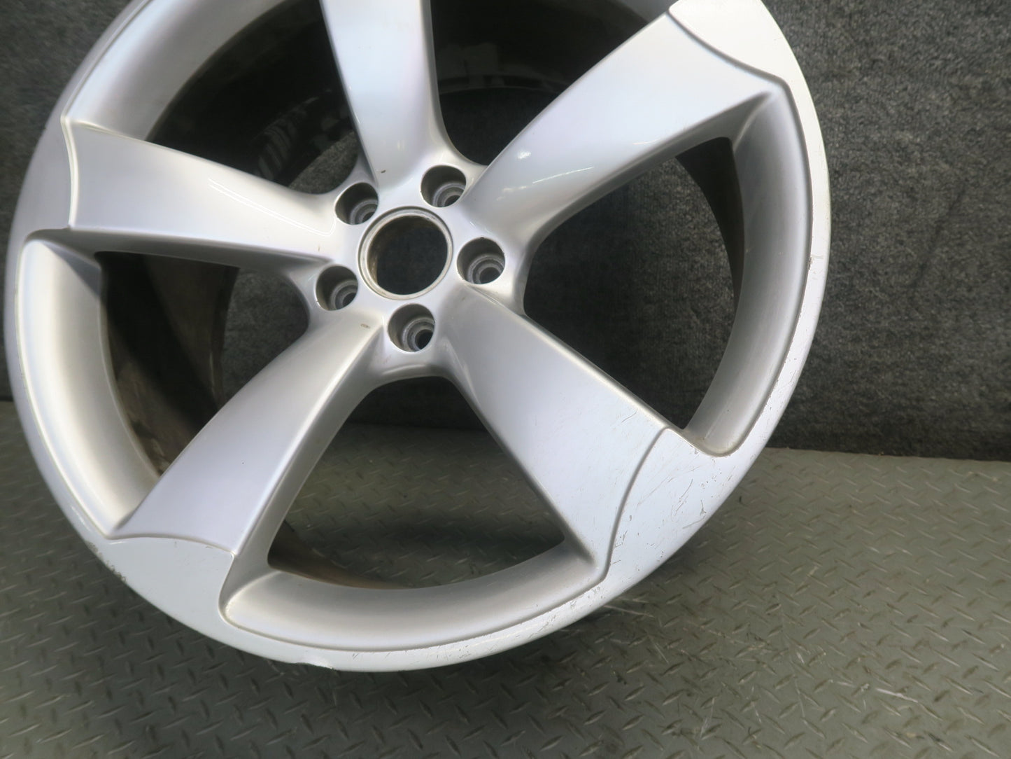 13-15 Audi RS5 8F7 R20 20" Alloy Wheel Rim 20X9J ET26 8T0601025CP OEM