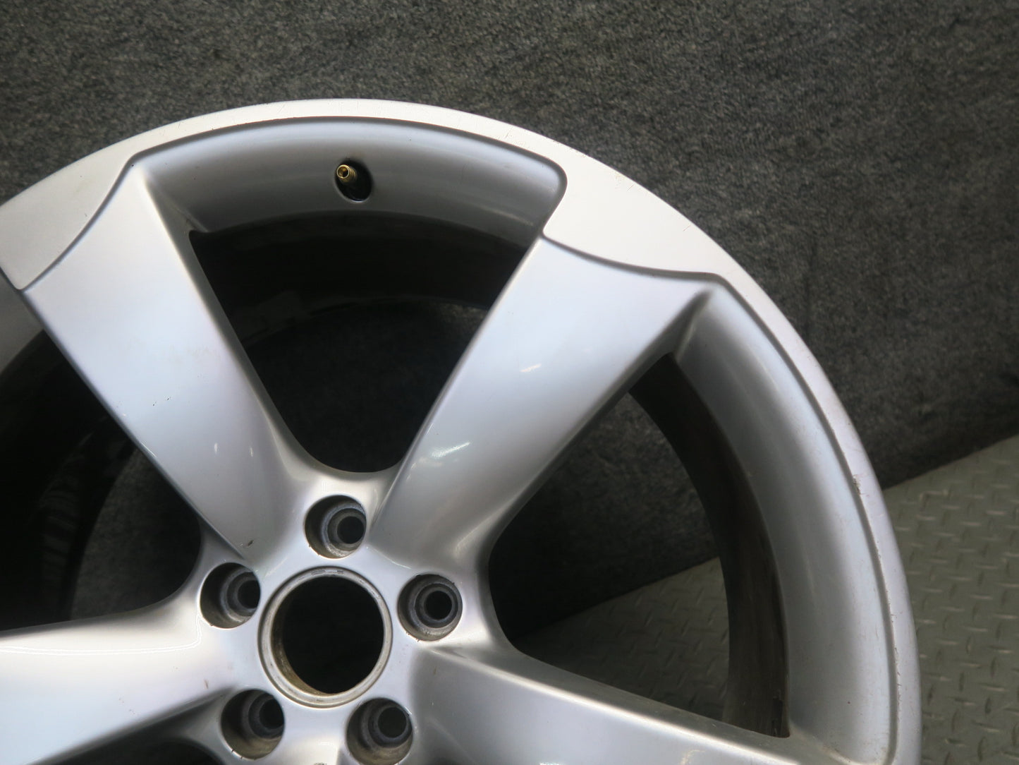 13-15 Audi RS5 8F7 R20 20" Alloy Wheel Rim 20X9J ET26 8T0601025CP OEM