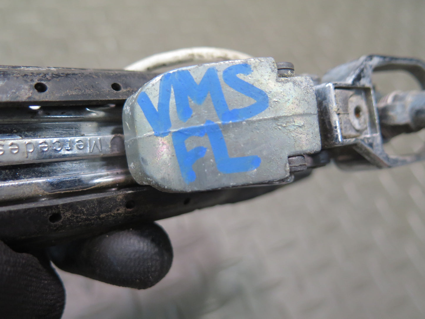 86-91 Mercedes W126 560SEL Sedan Front Left Door Exterior Handle OEM