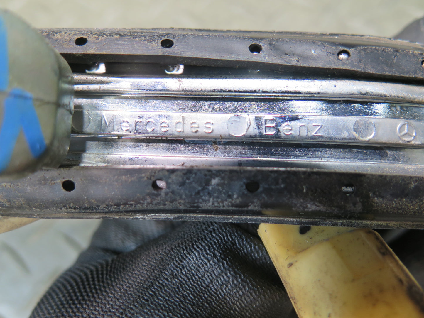 86-91 Mercedes W126 560SEL Sedan Front Left Door Exterior Handle OEM