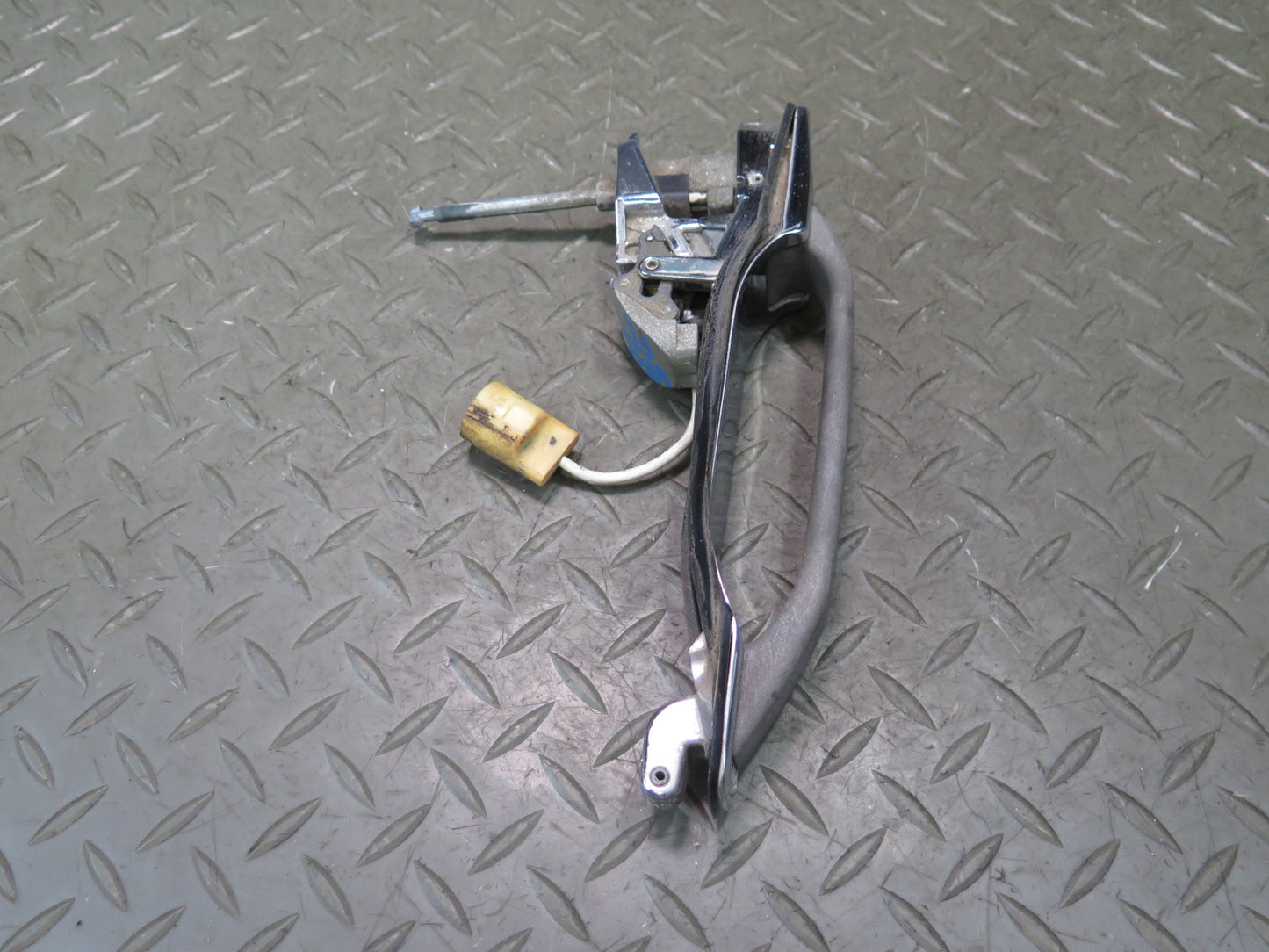 86-91 Mercedes W126 560SEL Sedan Front Left Door Exterior Handle OEM