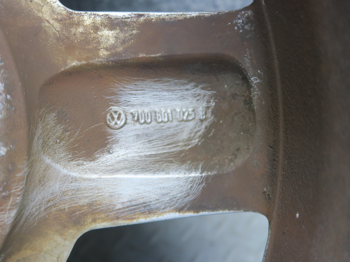 01-03 VW Eurovan T4 Factory R16" Alloy Wheel Rim 16x7J ET49 OEM