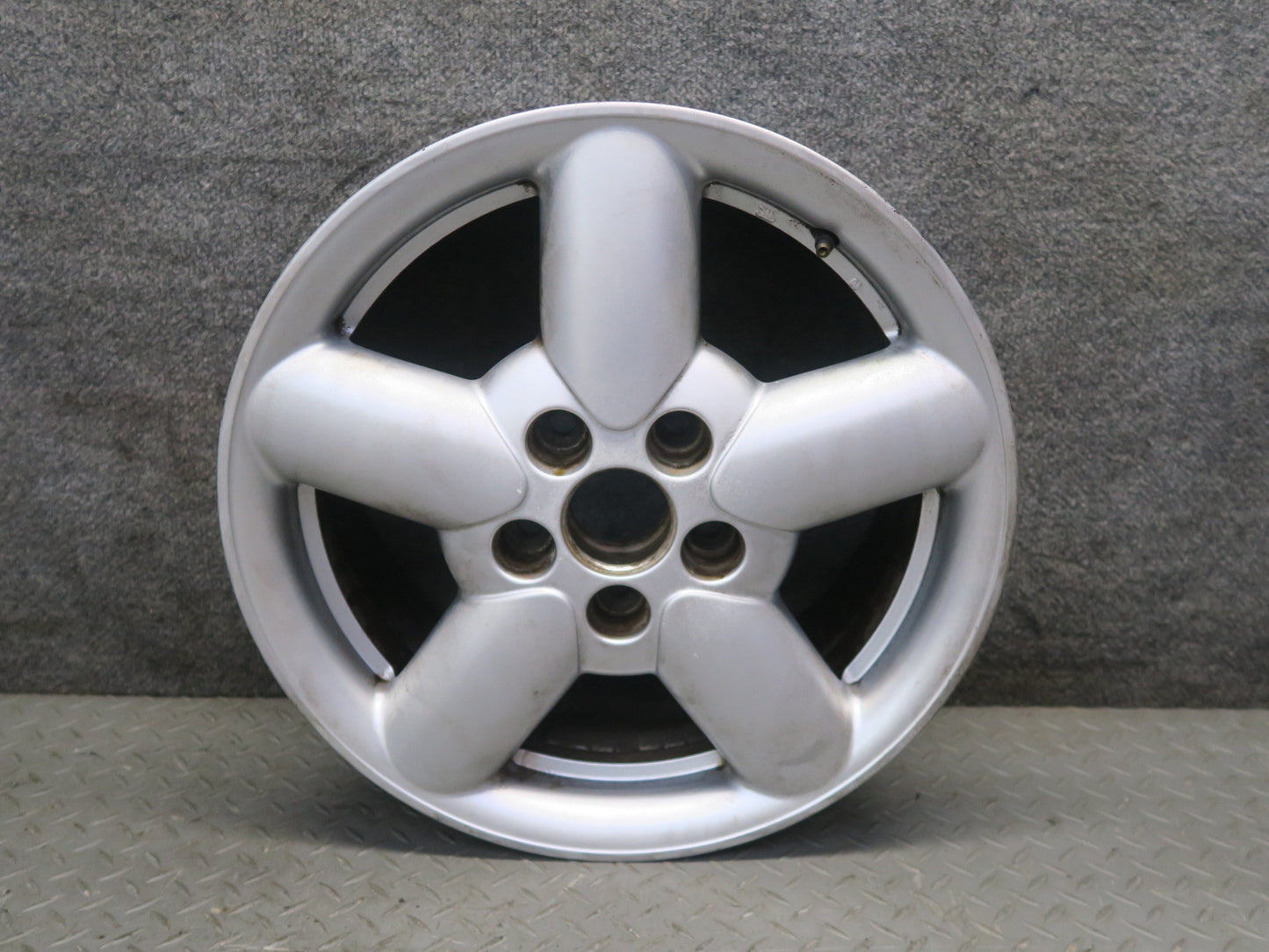 01-03 VW Eurovan T4 Factory R16" Alloy Wheel Rim 16x7J ET49 OEM