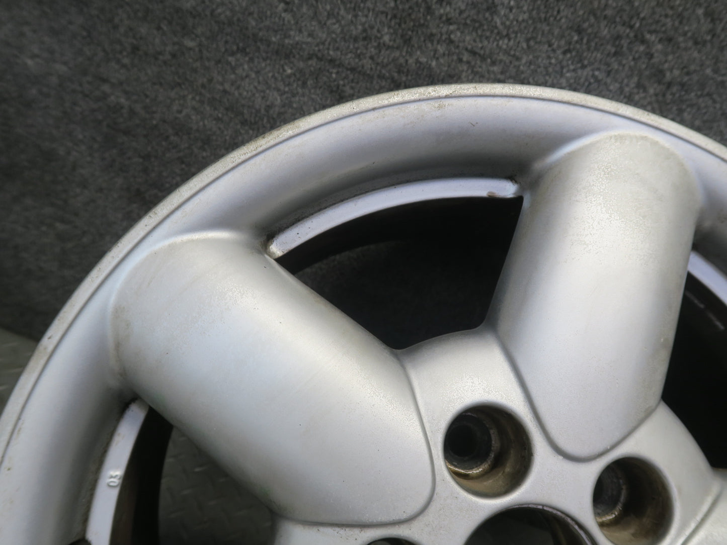 01-03 VW Eurovan T4 Factory R16" Alloy Wheel Rim 16x7J ET49 OEM