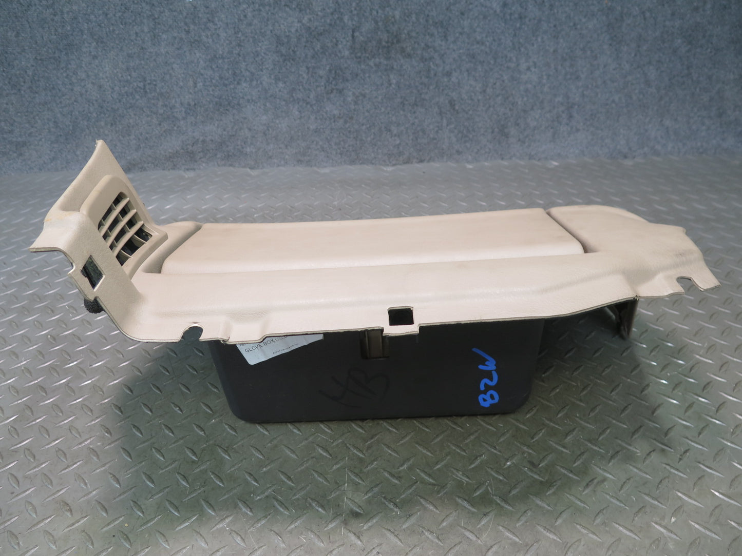 96-02 BMW E36/7 Z3 Dash Glove Box Compartment Storage 8399612 OEM
