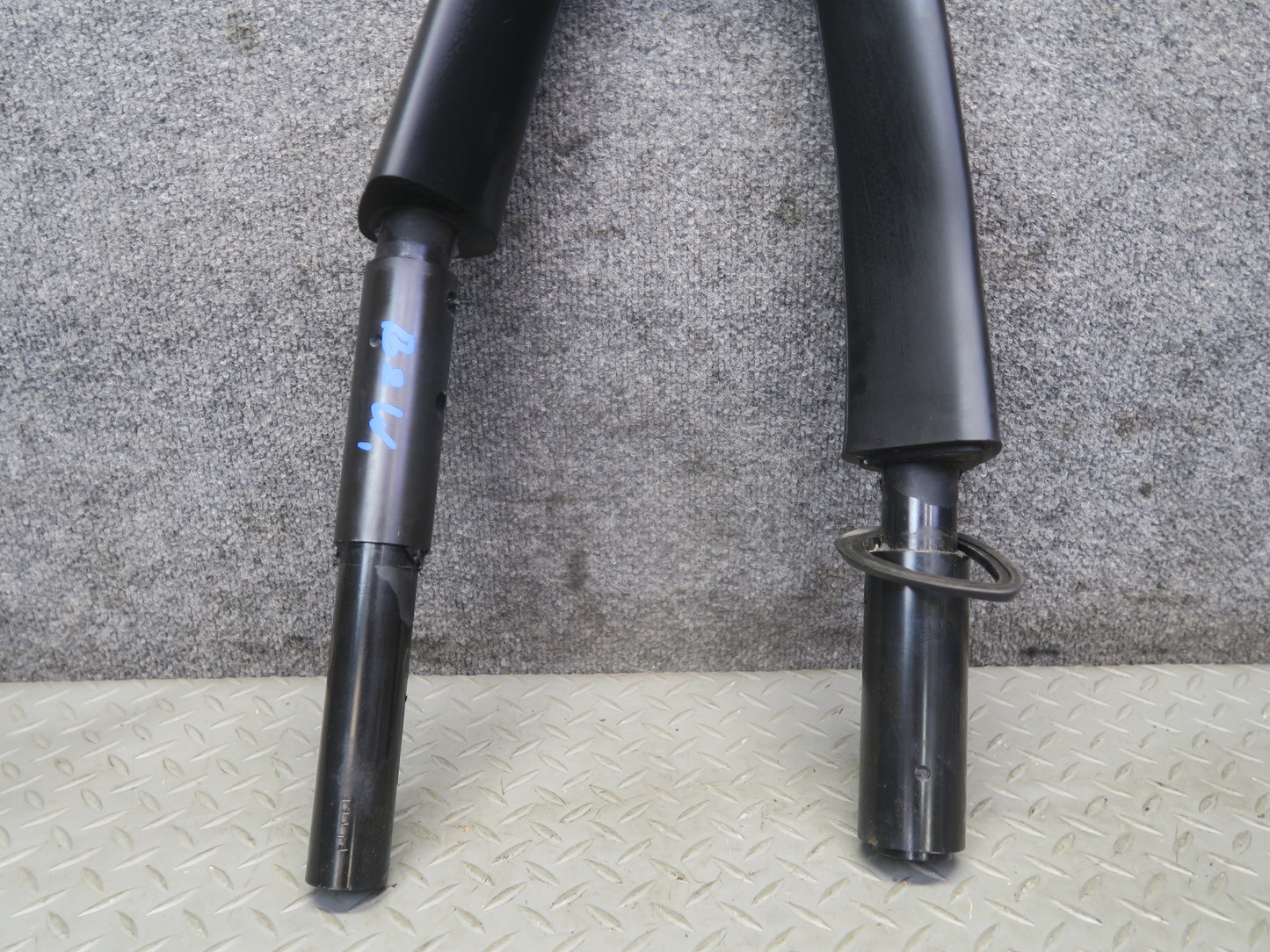 96-02 BMW E36/7 Z3 Convertible Left & Right Roll Over Roll Bar Set of 2