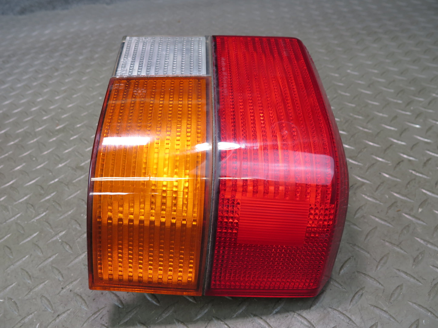 99-03 VW Eurovan T4 Set of 2 Rear Left & Right Tail Light Lamp OEM