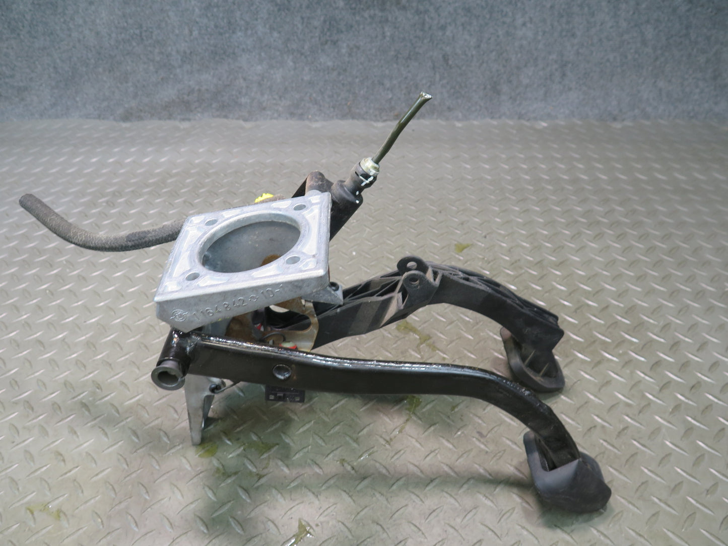 96-02 BMW E36/7 Z3 Clutch & Brake Pedal Assembly OEM