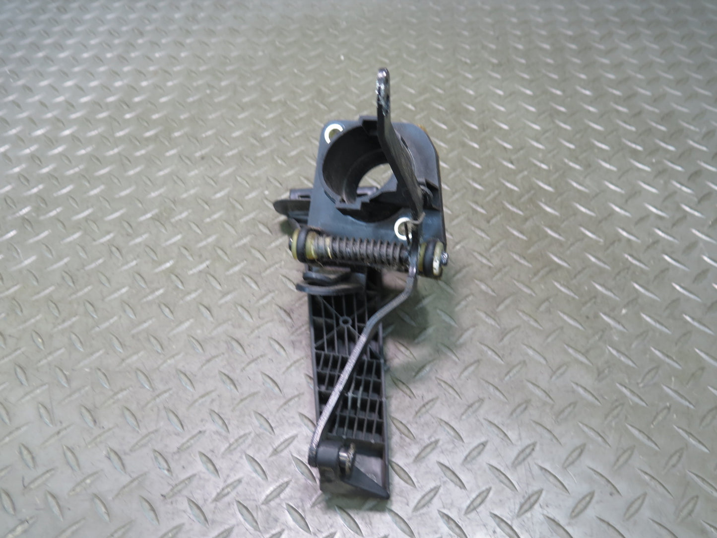 96-02 BMW E36/7 Z3 Gas Acceleration Pedal w Lever Bracket OEM