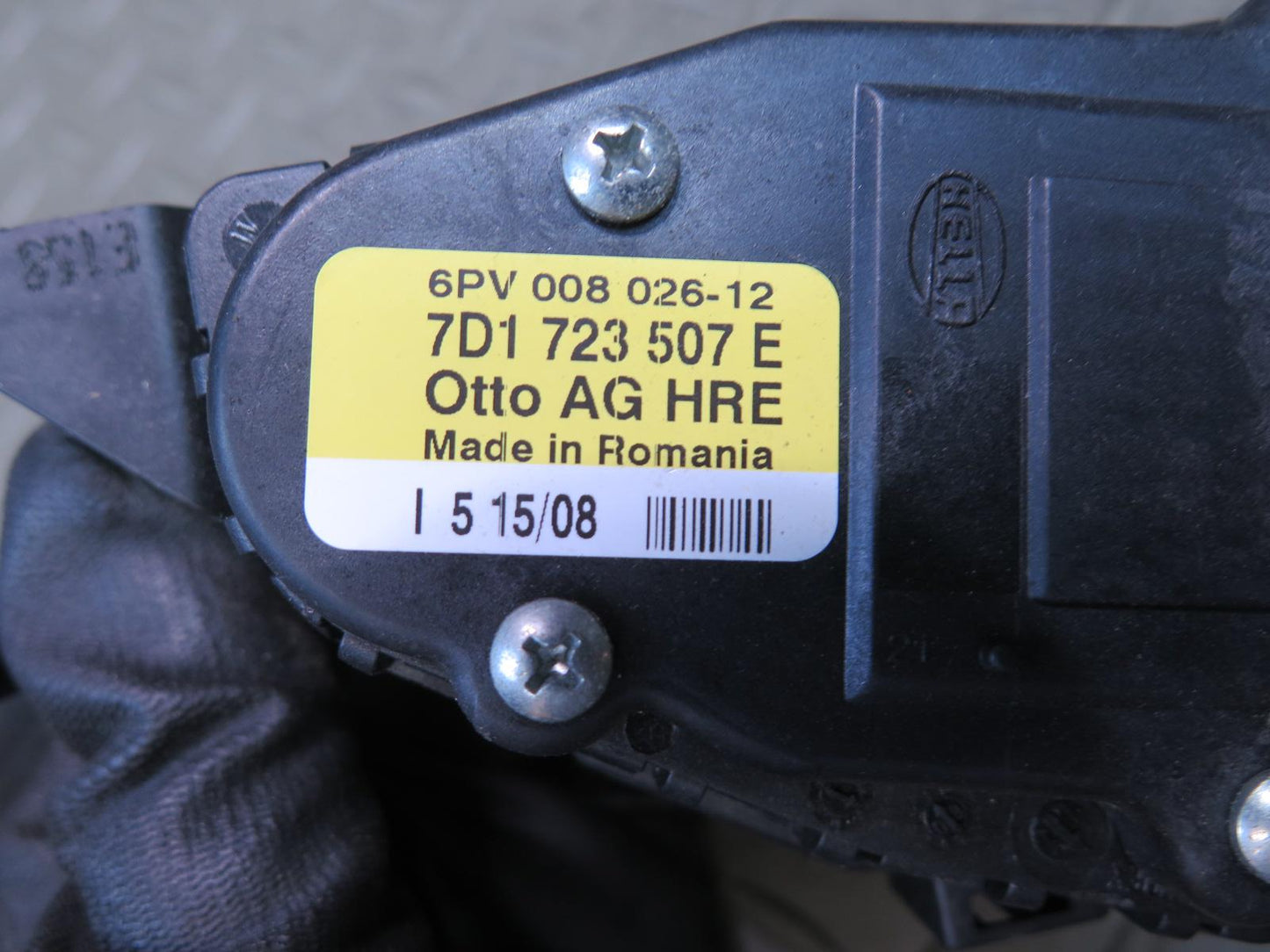 01-03 VW Eurovan T4 Gas Acceleration Throttle Pedal 7D1723507E OEM