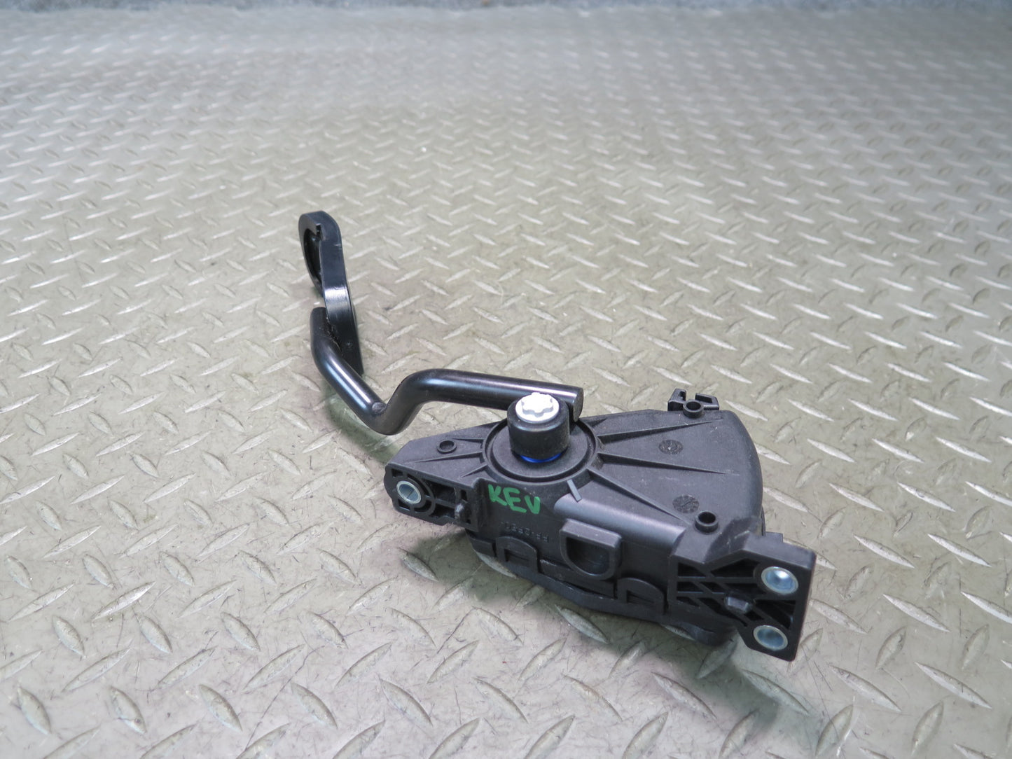 01-03 VW Eurovan T4 Gas Acceleration Throttle Pedal 7D1723507E OEM