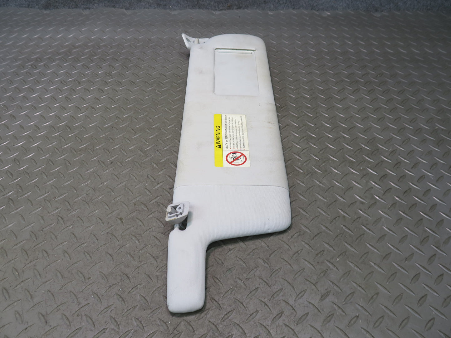 99-03 VW Eurovan T4 Set of 2 Front Left & Right Sun Visor Gray OEM