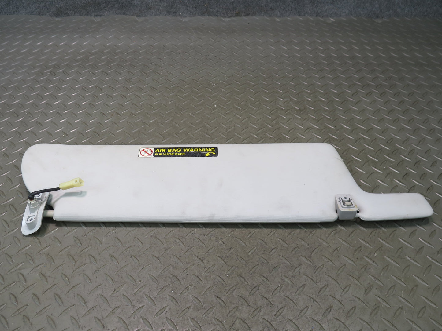 99-03 VW Eurovan T4 Set of 2 Front Left & Right Sun Visor Gray OEM