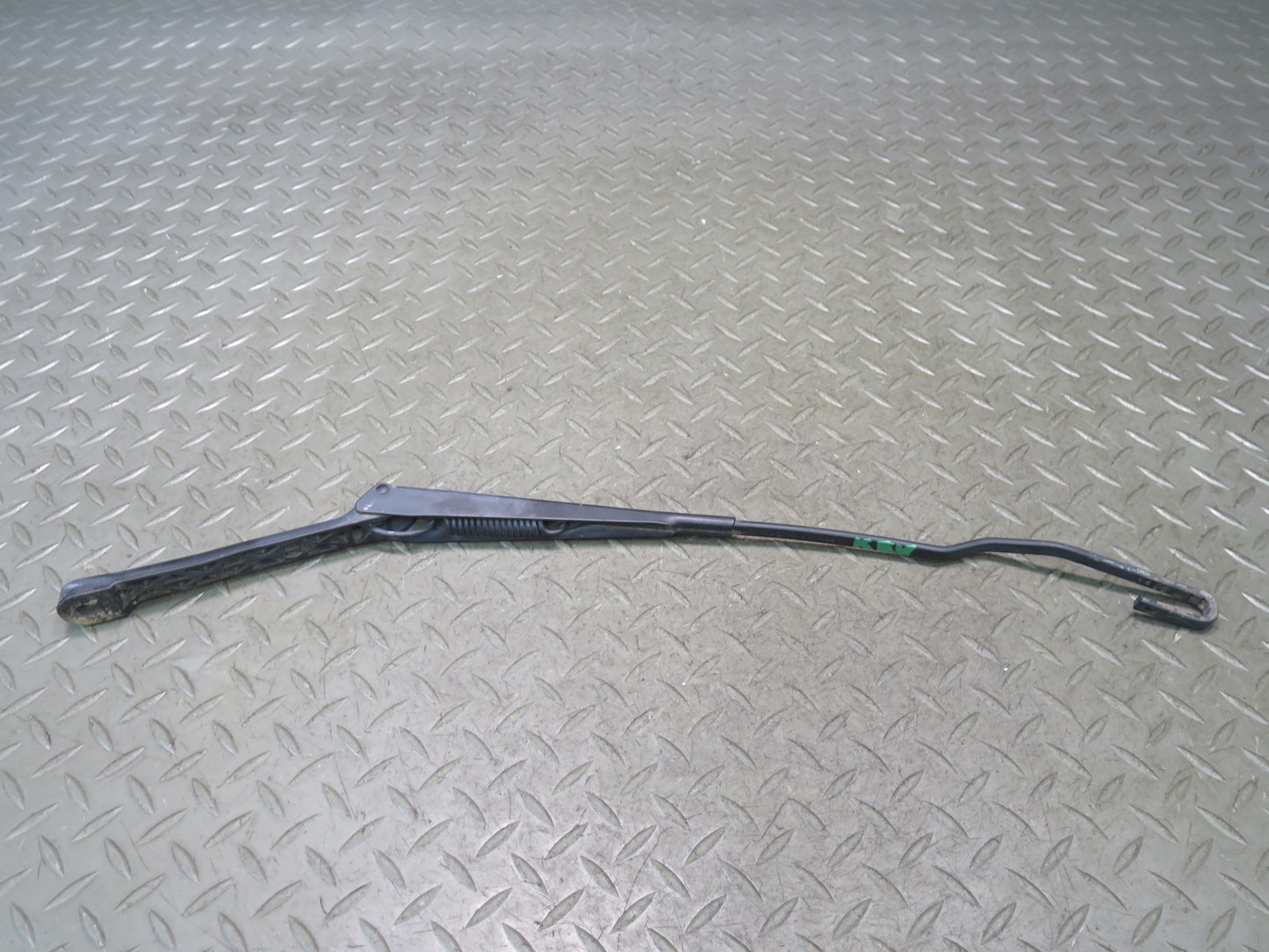 99-03 VW Eurovan T4 Set of 2 Front Windshield Left & Right Wiper Arm OEM