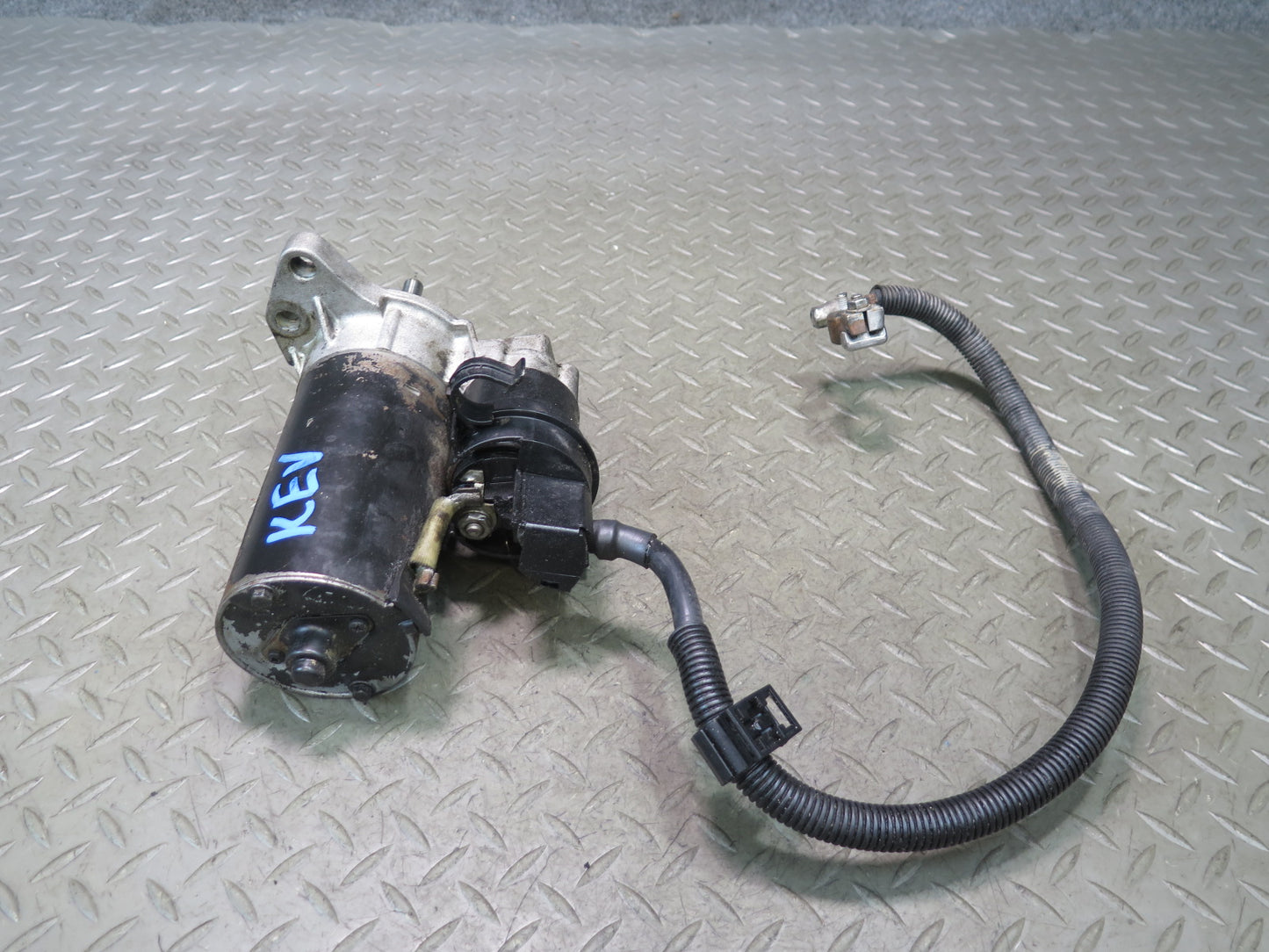 99-03 VW Eurovan T4 2.8L Engine Starter Motor w Cable OEM