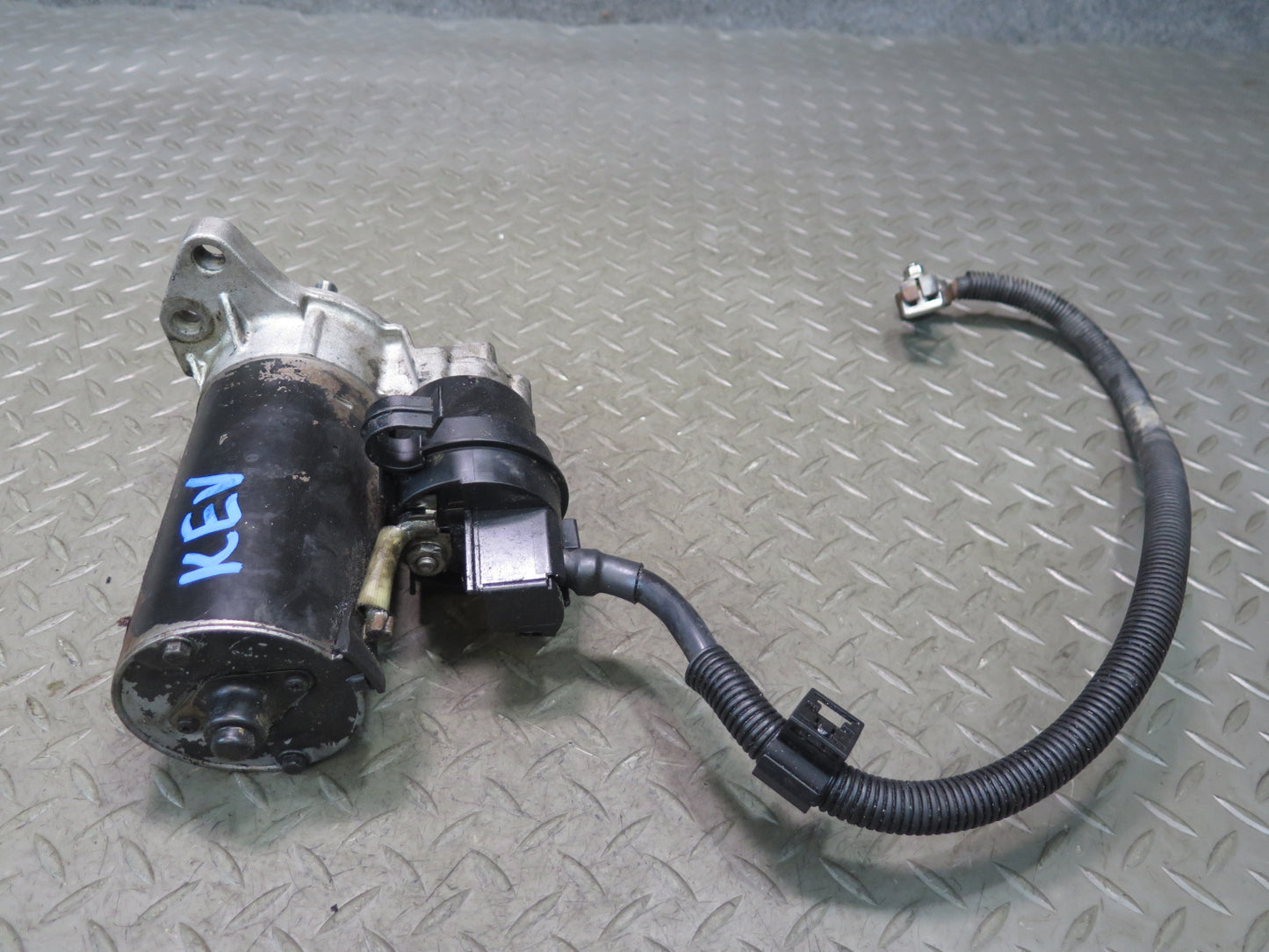 99-03 VW Eurovan T4 2.8L Engine Starter Motor w Cable OEM