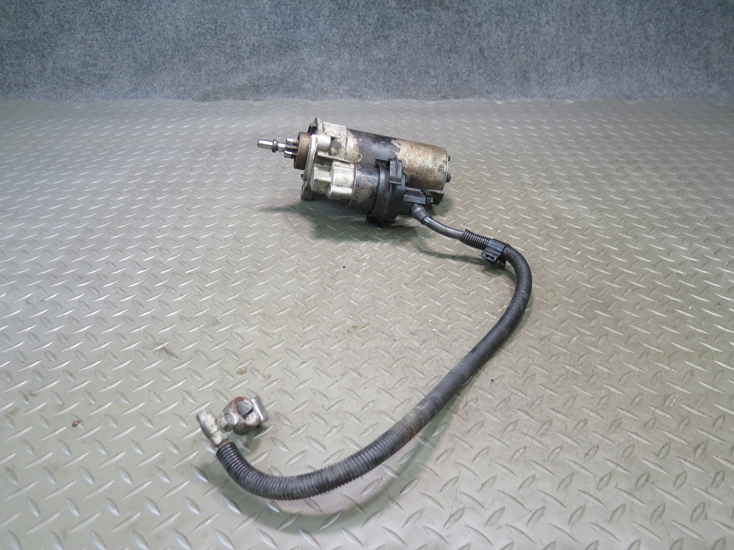 99-03 VW Eurovan T4 2.8L Engine Starter Motor w Cable OEM