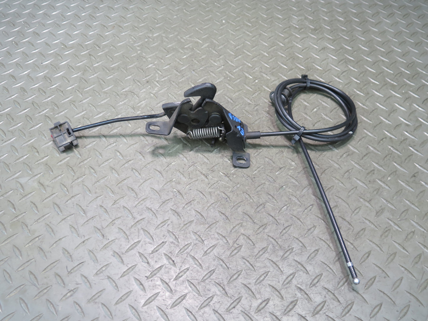99-03 Volkswagen VW Eurovan T4 Front Hood Lock Latch w Cable OEM