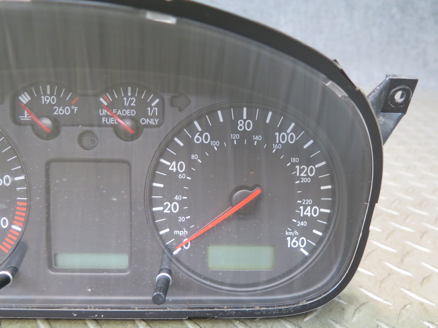02-03 VW Eurovan T4 Instrument Cluster Gauge Speedometer 7D0920902T OEM