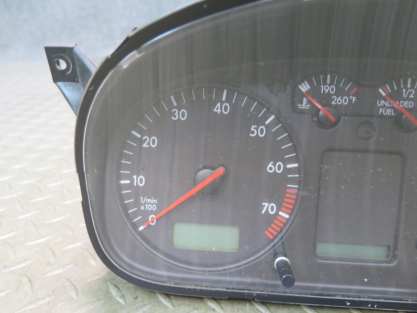 02-03 VW Eurovan T4 Instrument Cluster Gauge Speedometer 7D0920902T OEM