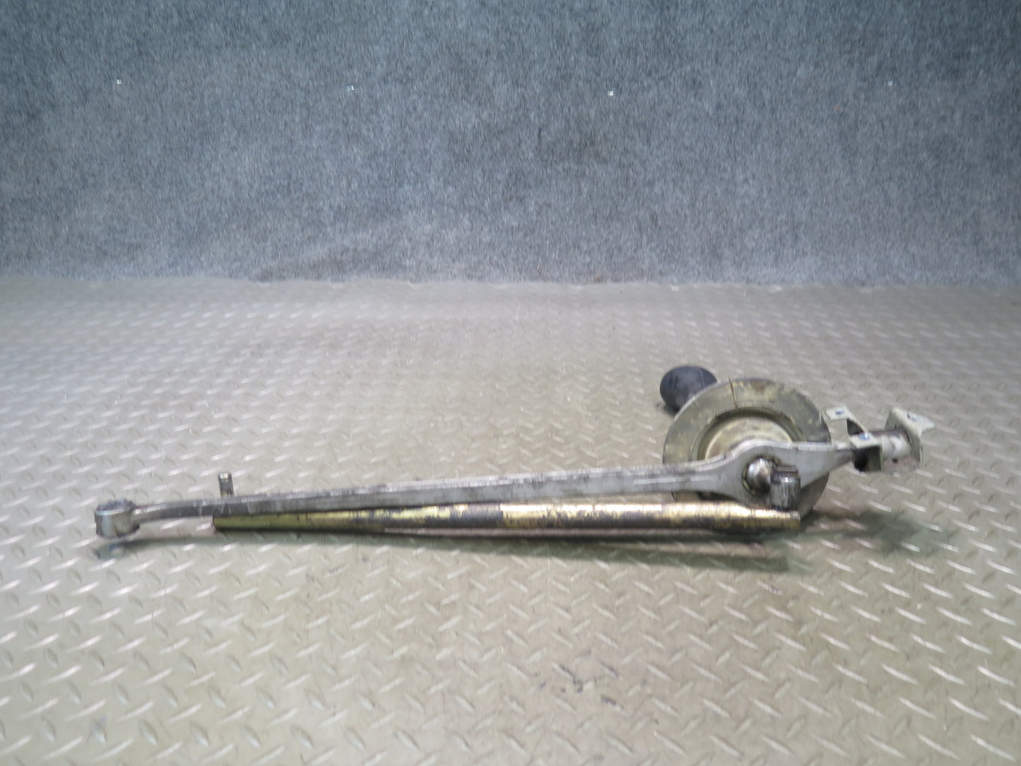 96-99 BMW E36/7 Z3 1.9L M44 M/T Manual Transmission Shifter Knob Assembly OEM