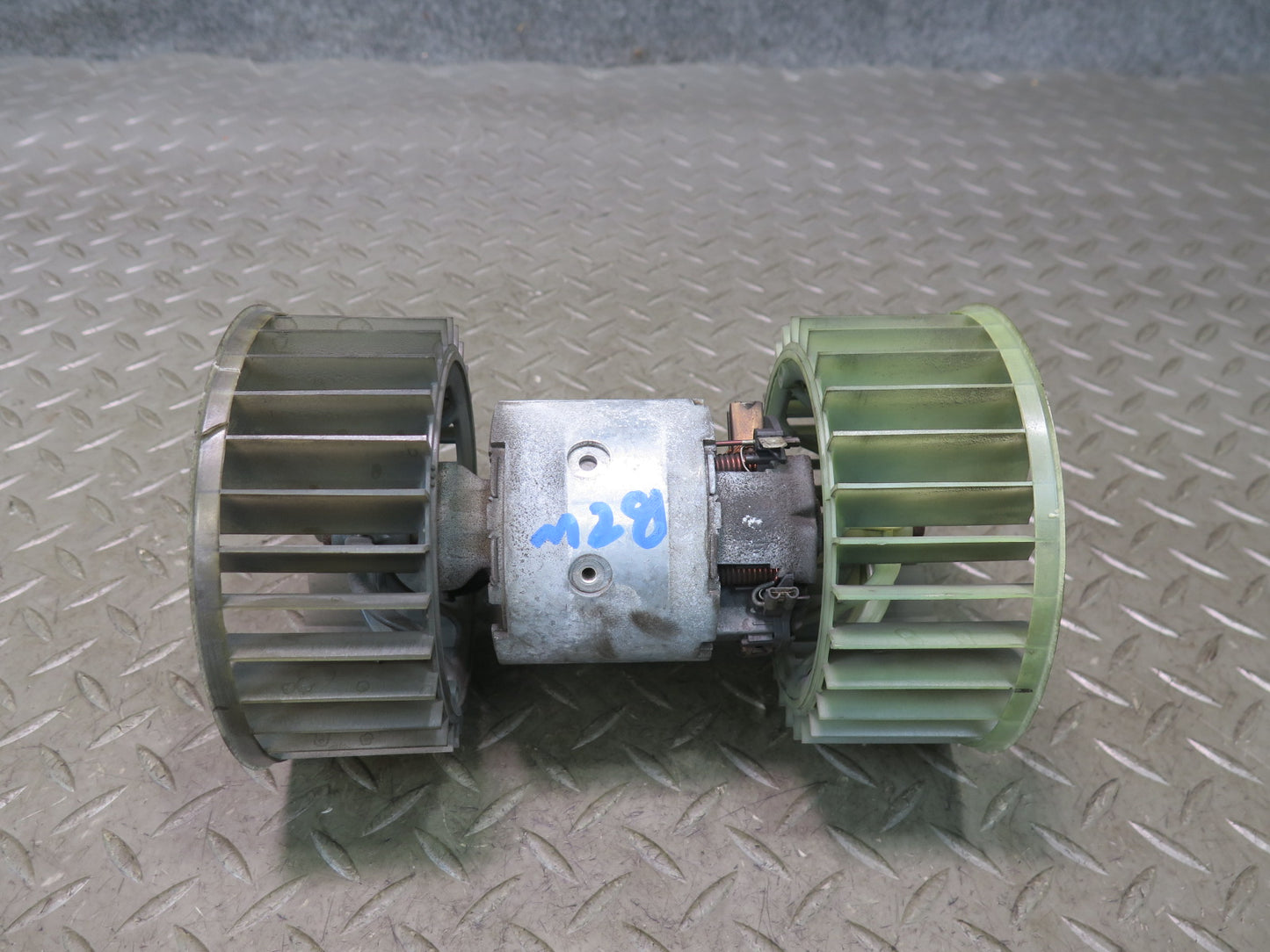 96-99 BMW E36/7 Z3 AC Heater Blower Motor Fan OEM