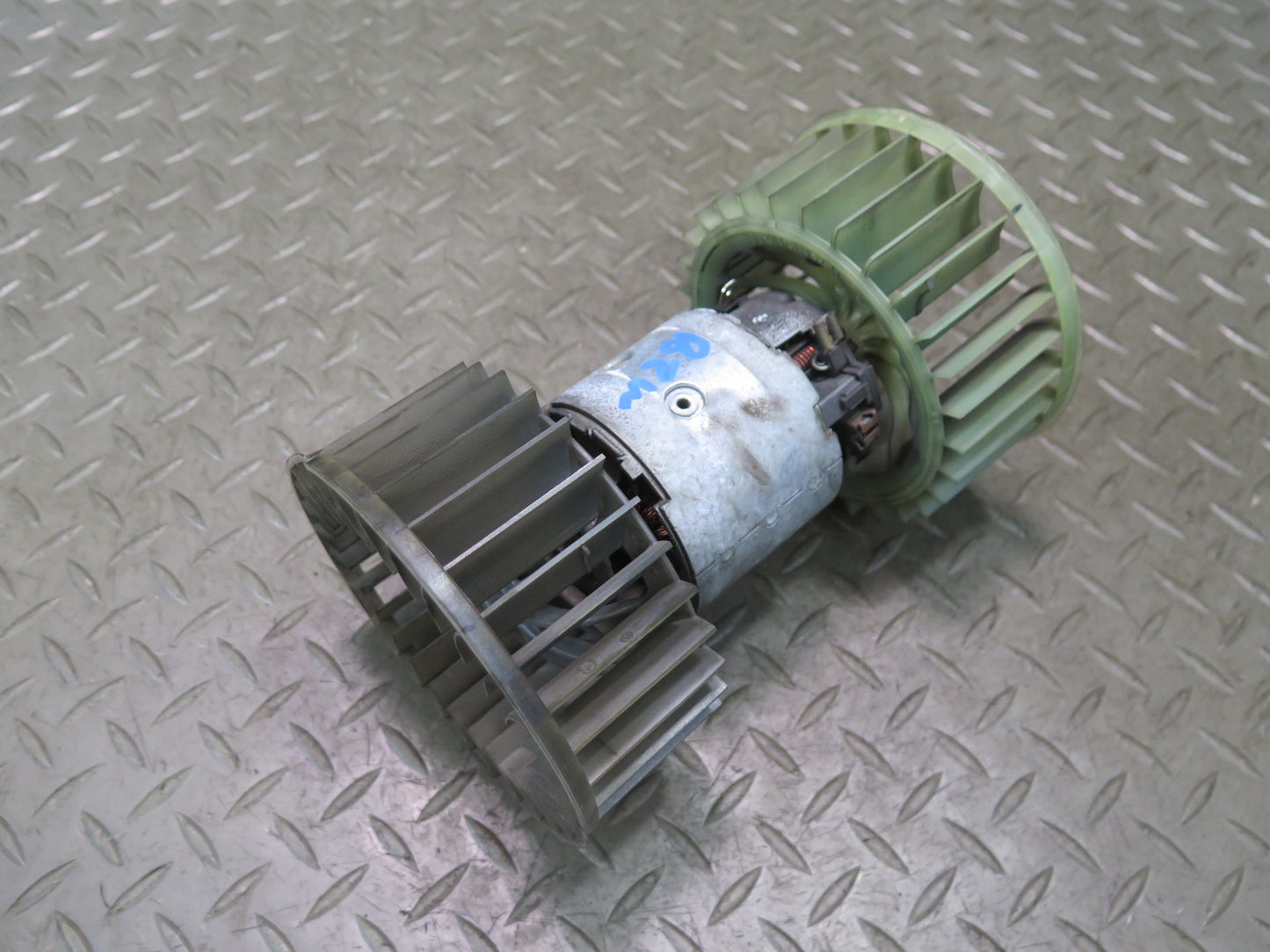 96-99 BMW E36/7 Z3 AC Heater Blower Motor Fan OEM