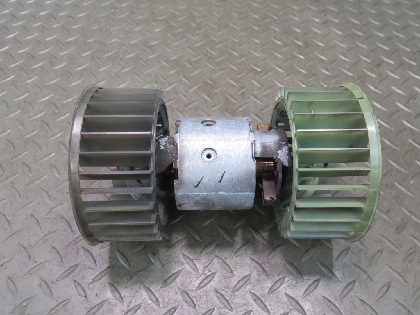 96-99 BMW E36/7 Z3 AC Heater Blower Motor Fan OEM