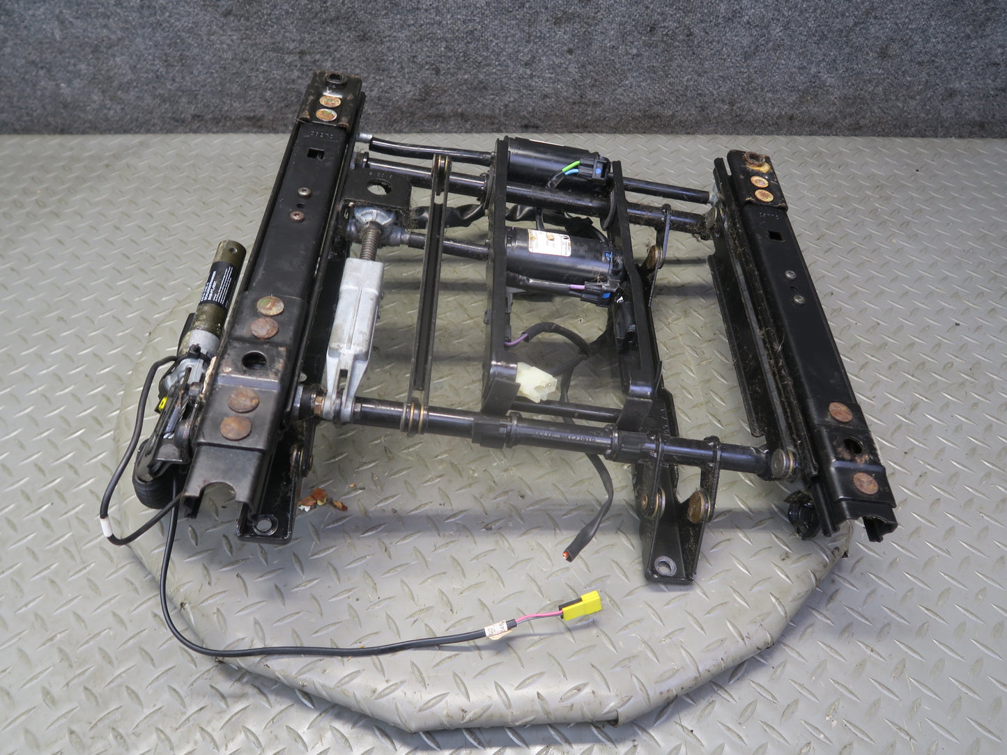 98-02 BMW E36/7 Z3 Front Left Seat Lower Frame Track Rail w Motors OEM