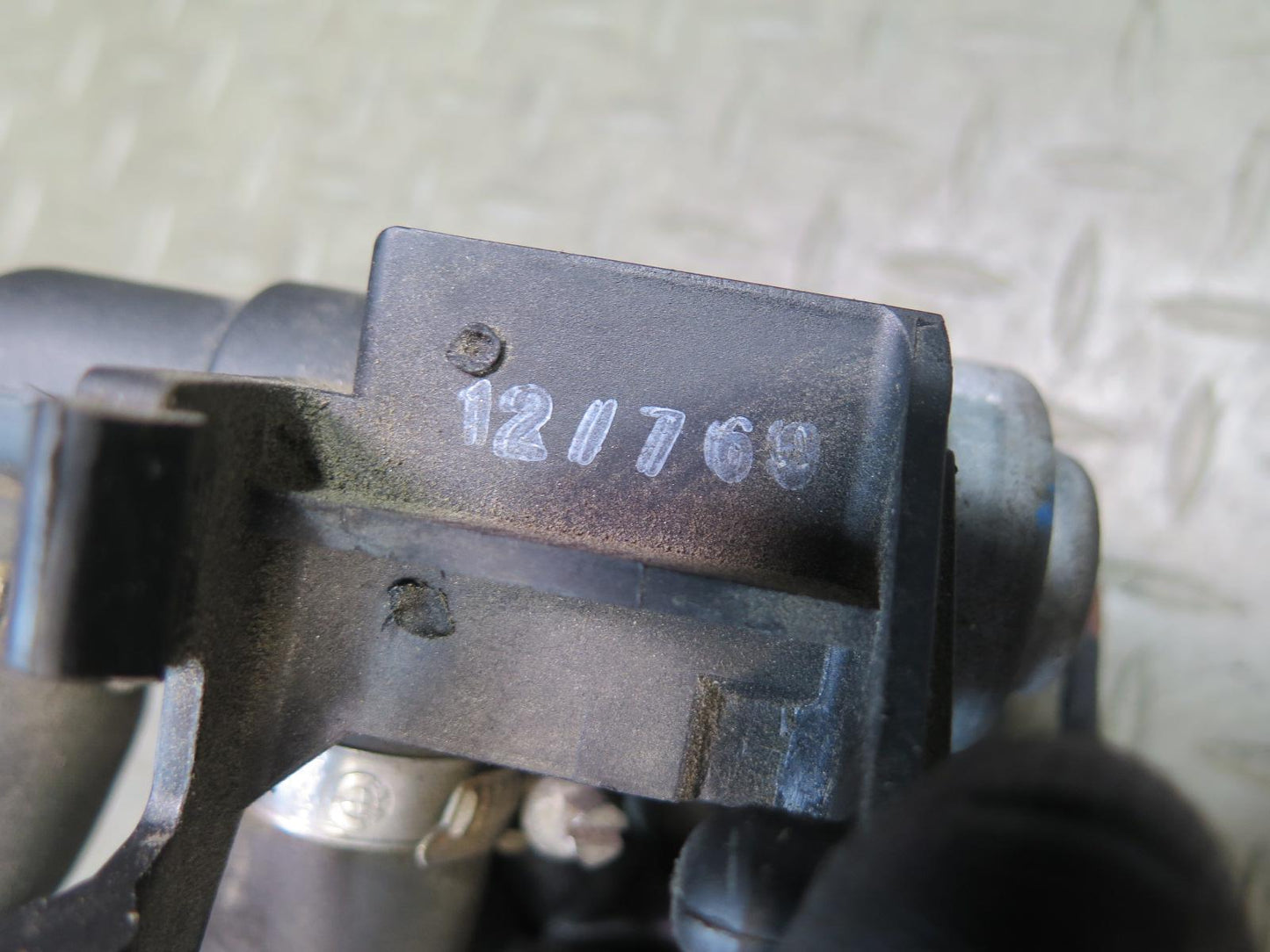 96-02 BMW E36/7 Z3 Heater Control Coolant  Water Valve Pump OEM