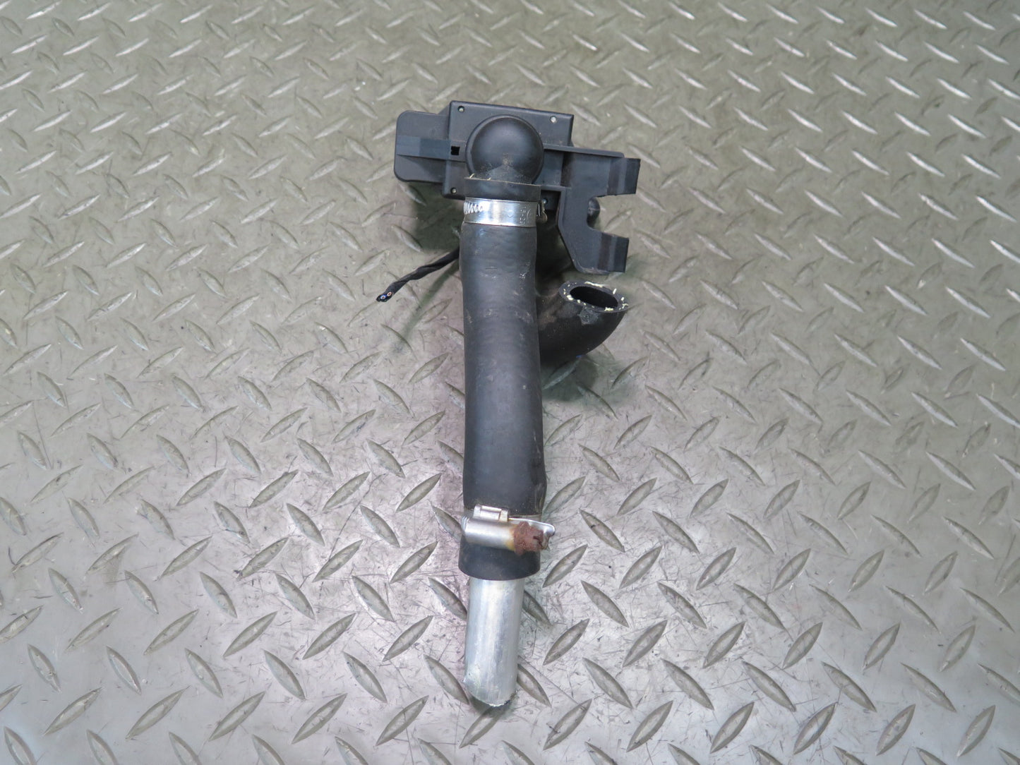 96-02 BMW E36/7 Z3 Heater Control Coolant  Water Valve Pump OEM