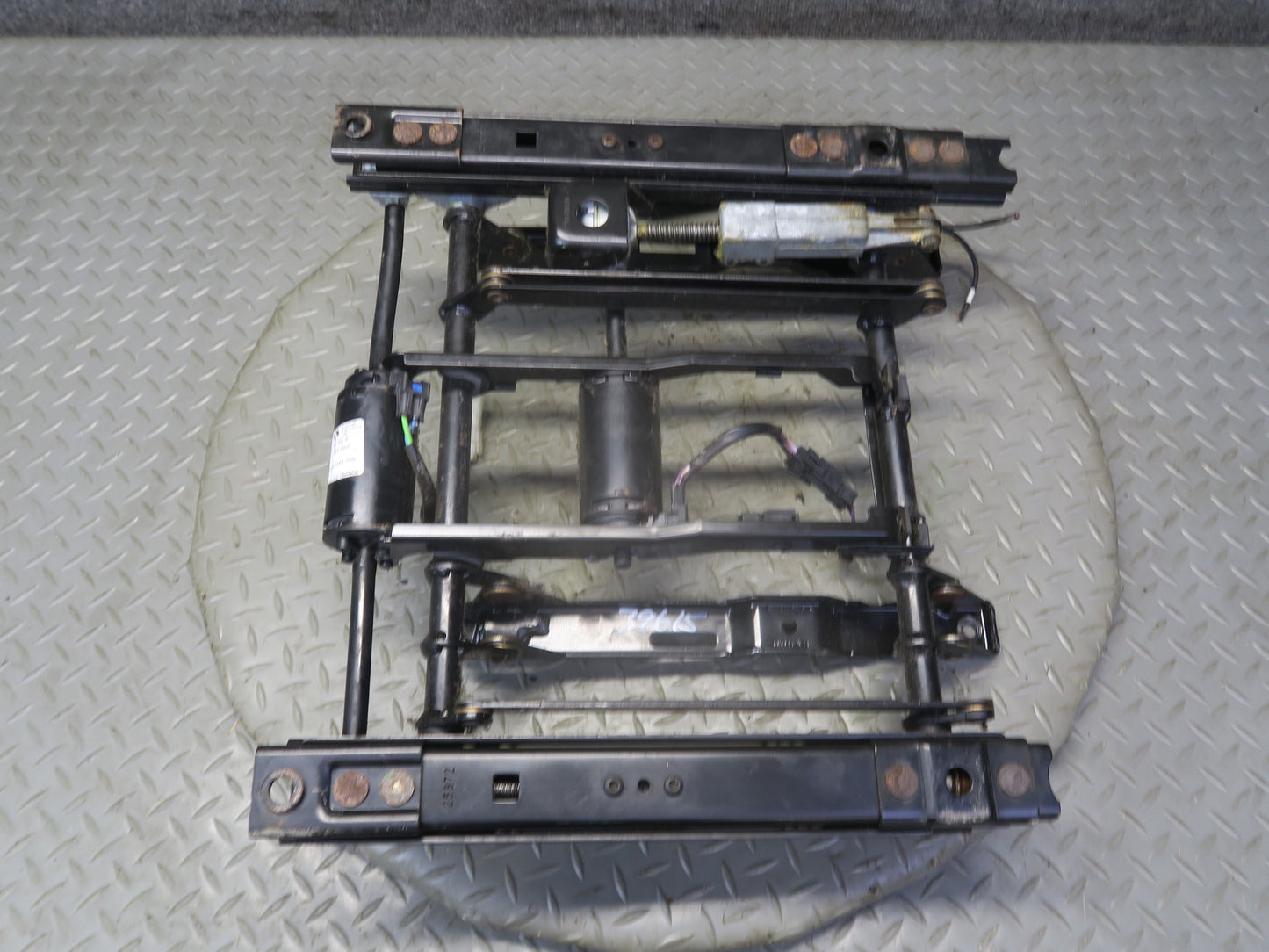 98-02 BMW E36/7 Z3 Front Right Seat Lower Frame Track Rail w Motors OEM