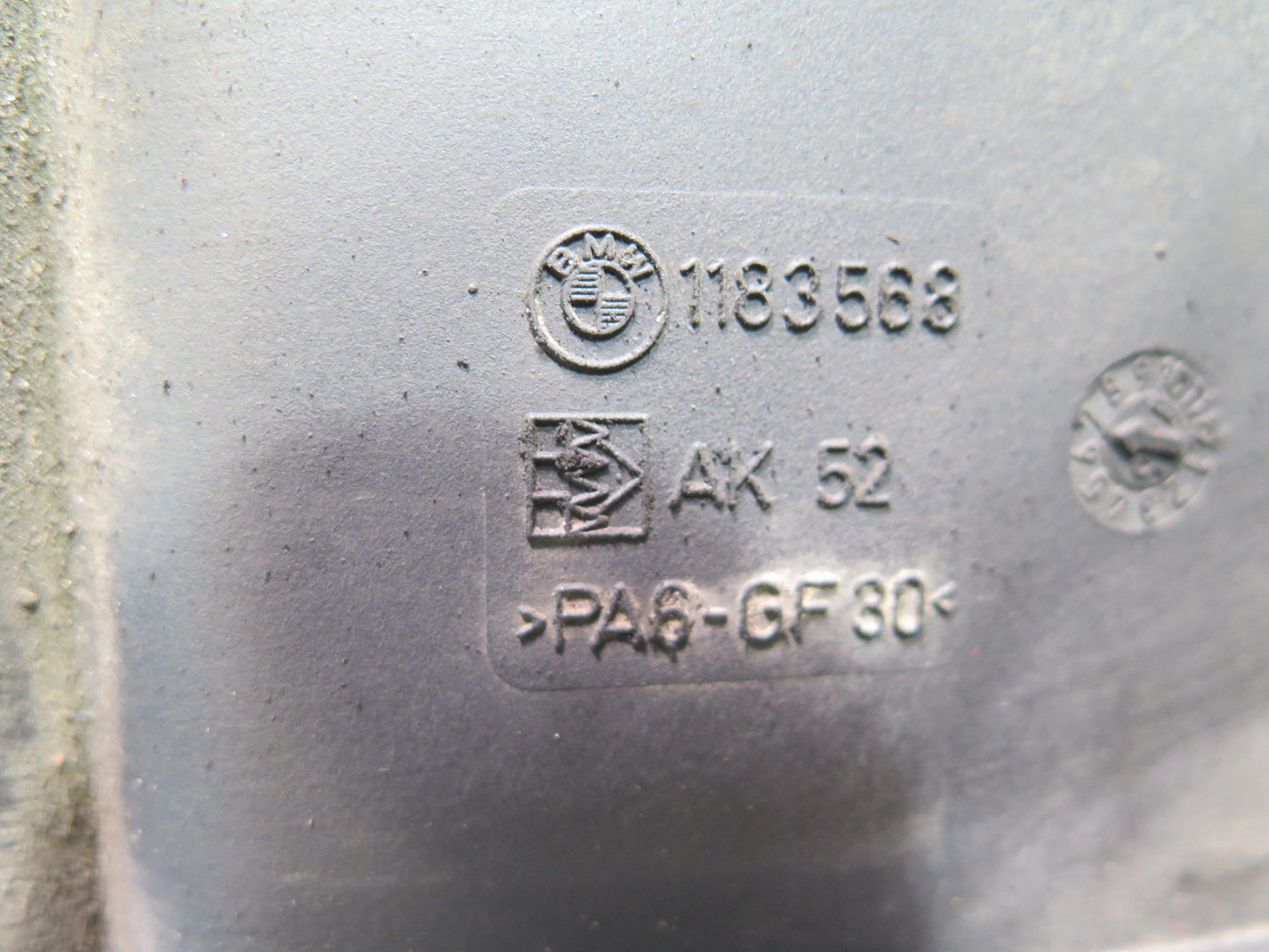 96-02 BMW E36/7 Z3 Fuel Evap Vapor Charcoal Canister 1183568 OEM