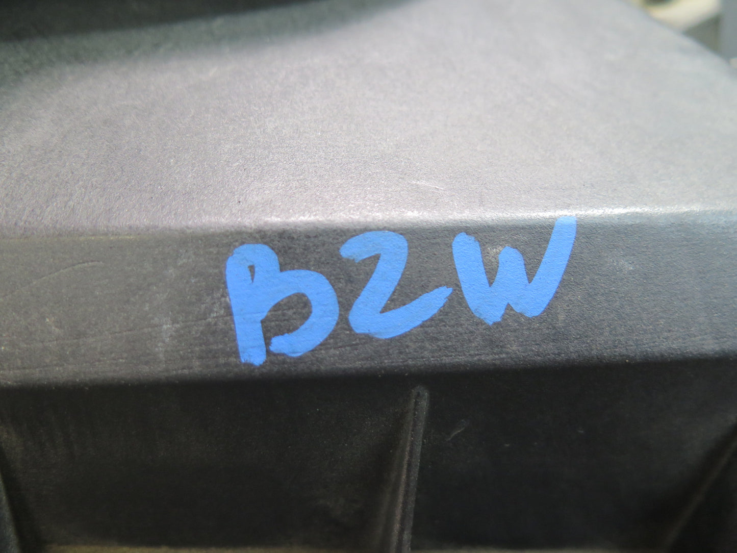 96-99 BMW E36/7 Z3 1.9L M44 Air Intake Cleaner Filter Box w Resonator OEM