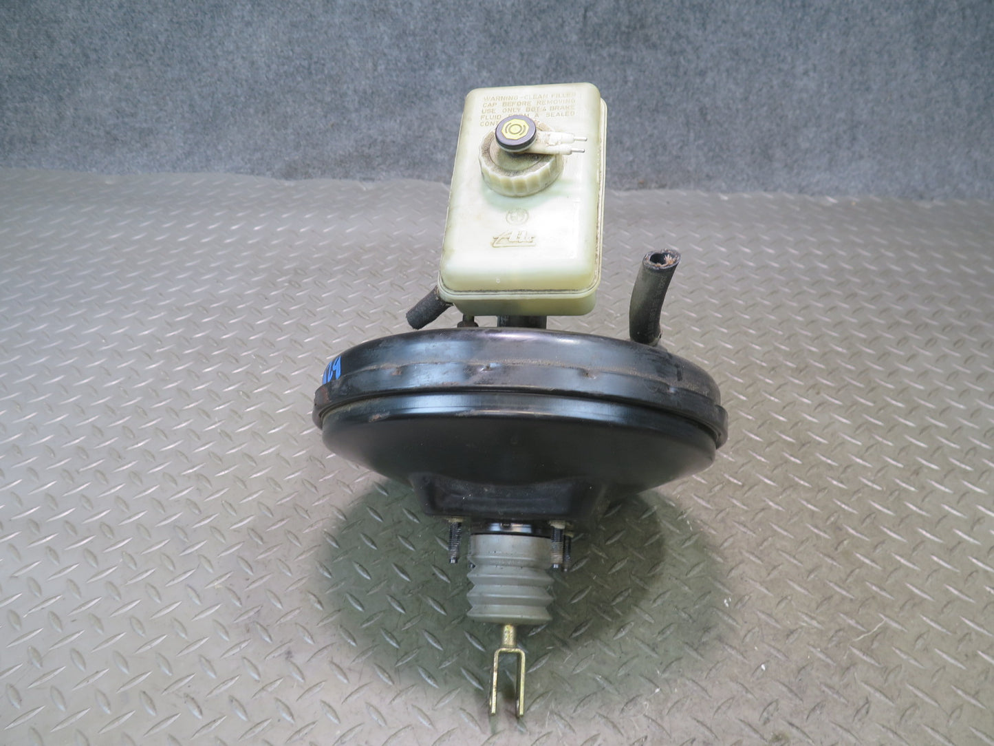 96-02 BMW E36/7 Z3 Brake Master Cylinder Booster Fluid Reservoir OEM